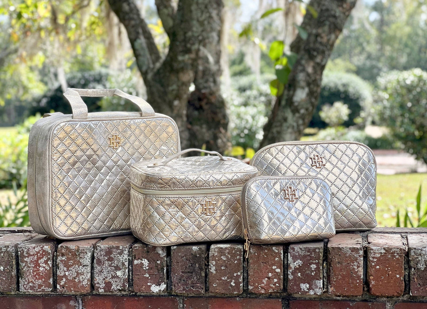 Capri Large Pouch - Champagne Pop