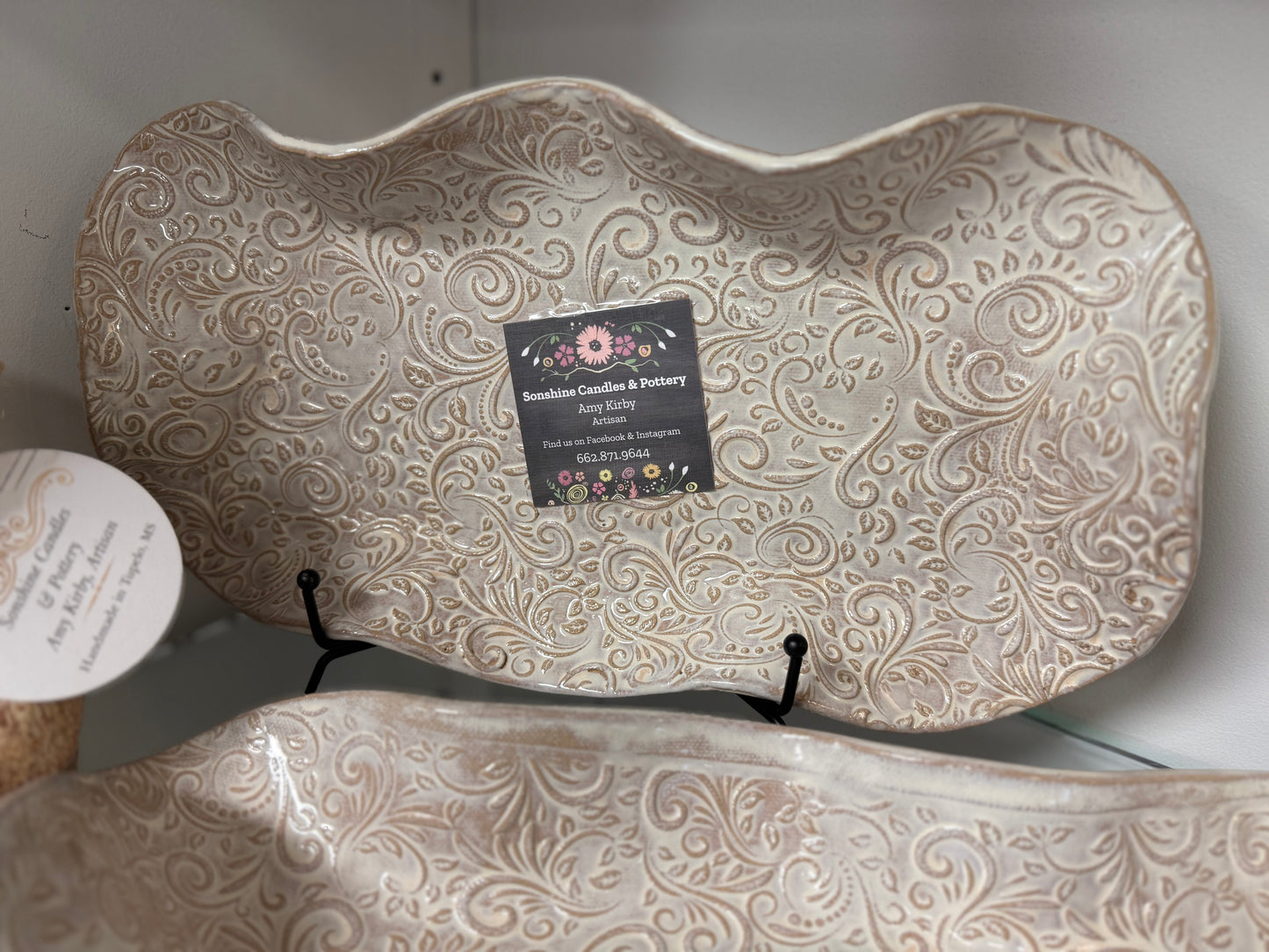 Sonshine Medium Pattern Tray - Vintage Pearl