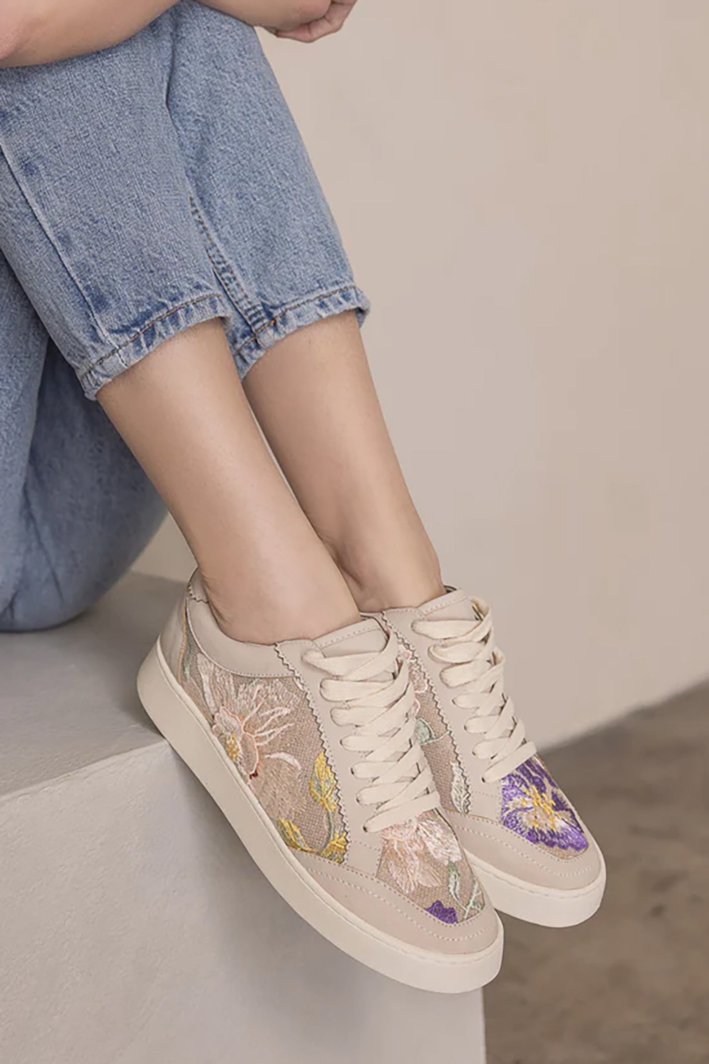Light Grey Floral Applique Sneaker