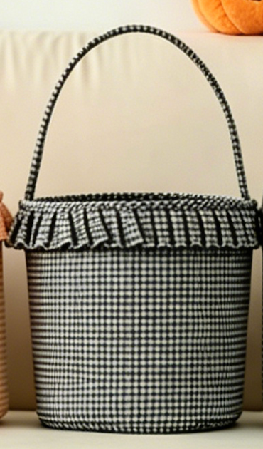 Black Gingham with Ruffle Boo Basket