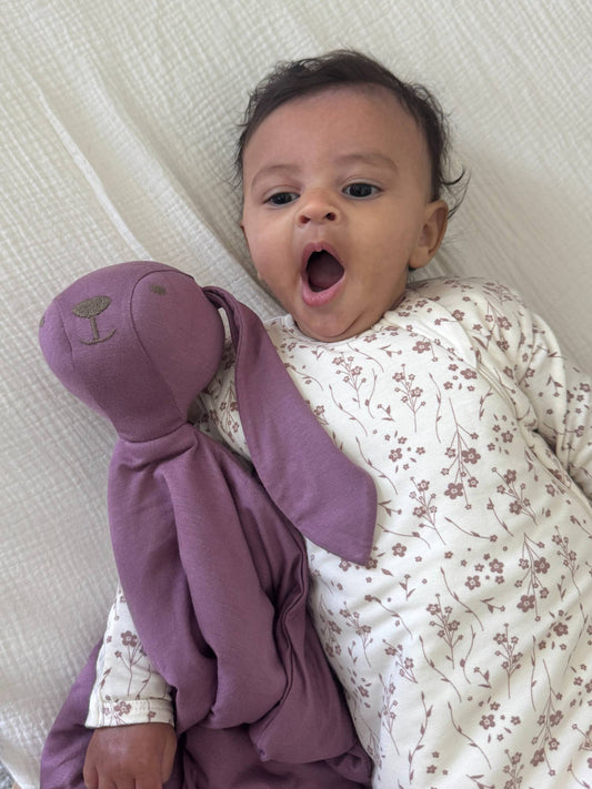 Gunamuna Lovey Bunny: Izzy