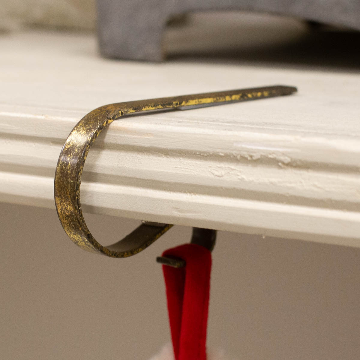 Metal Stocking Hook