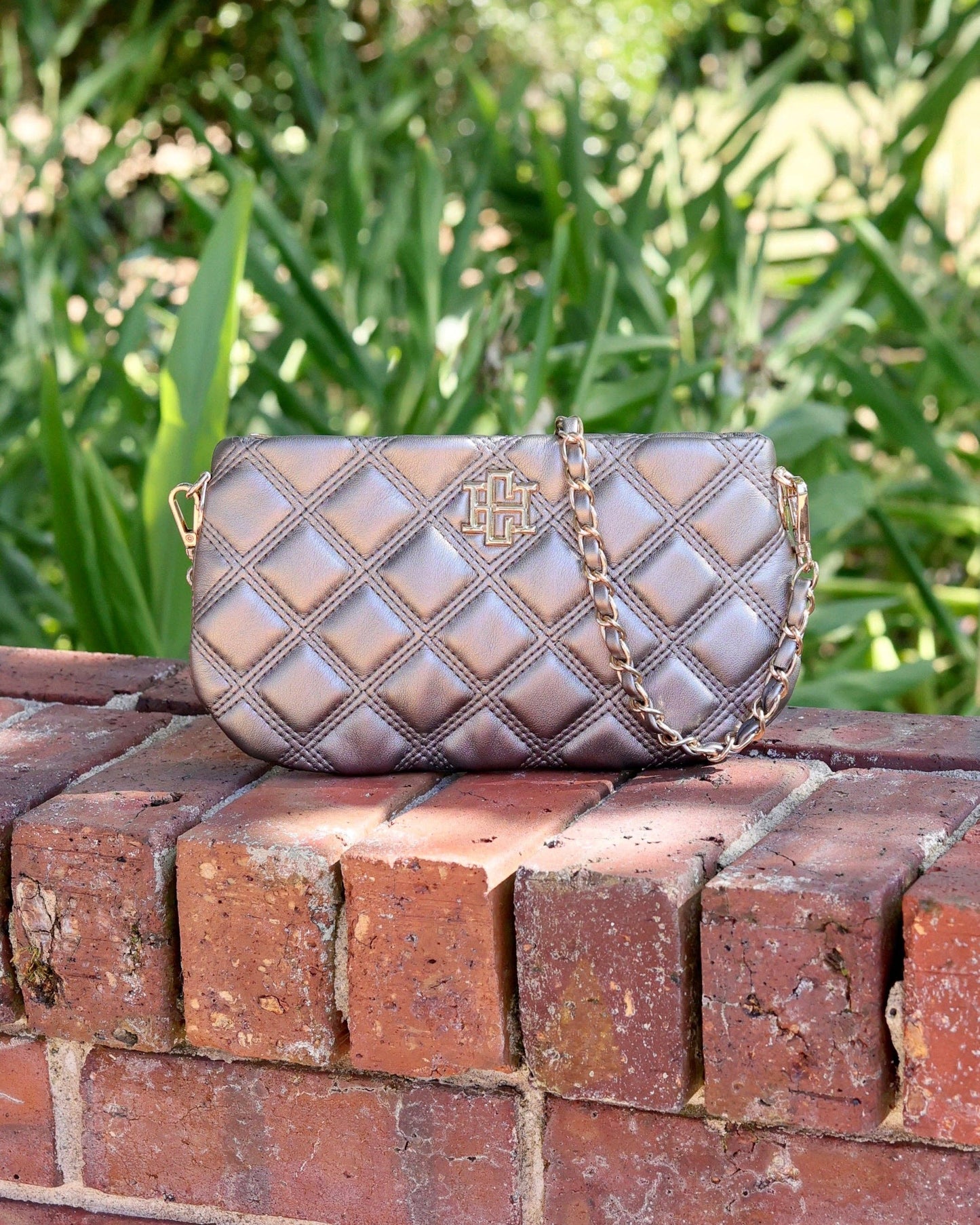 Livi Crossbody - Black Pearl