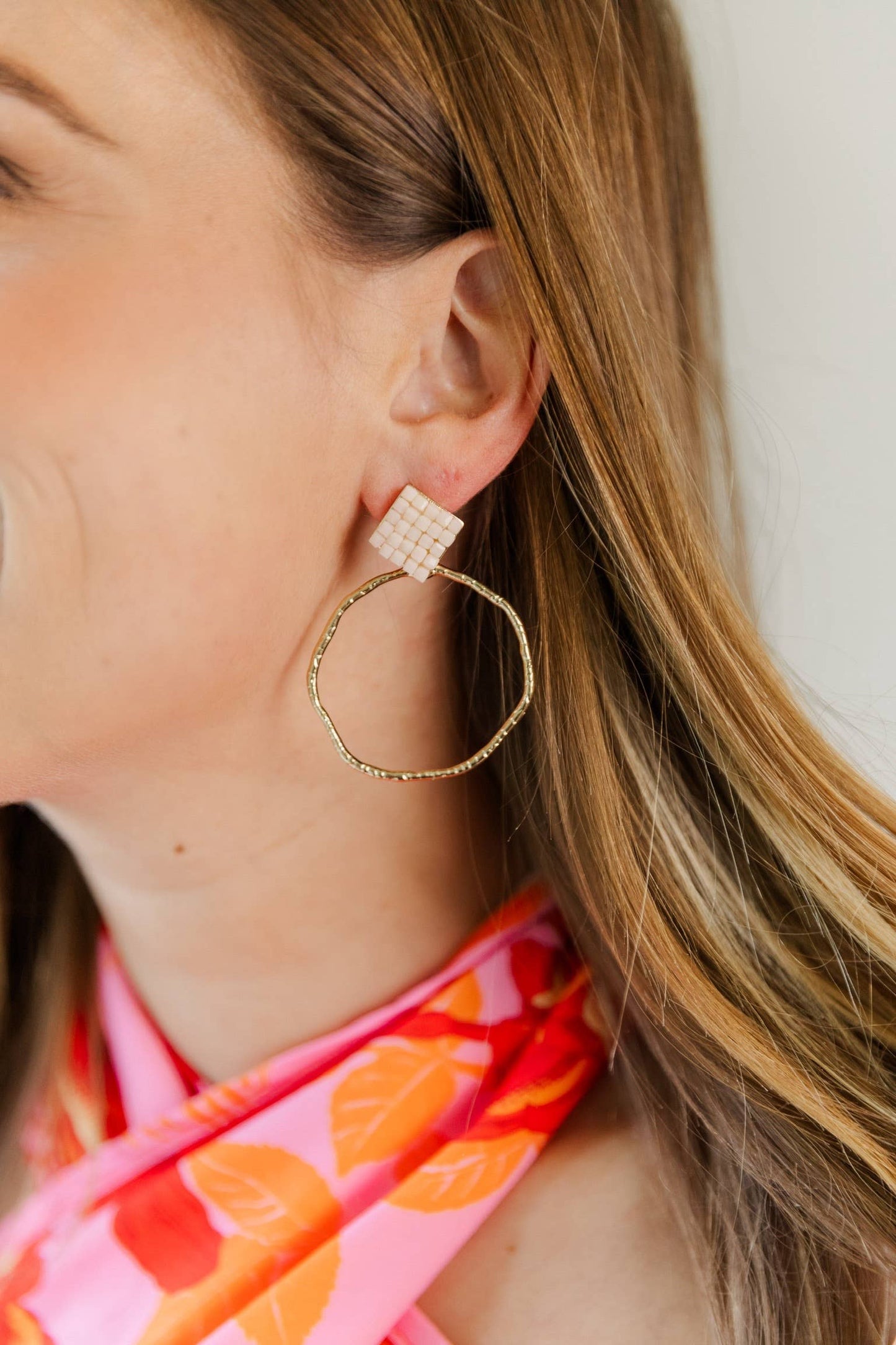 Jessie Hoop Earrings in White