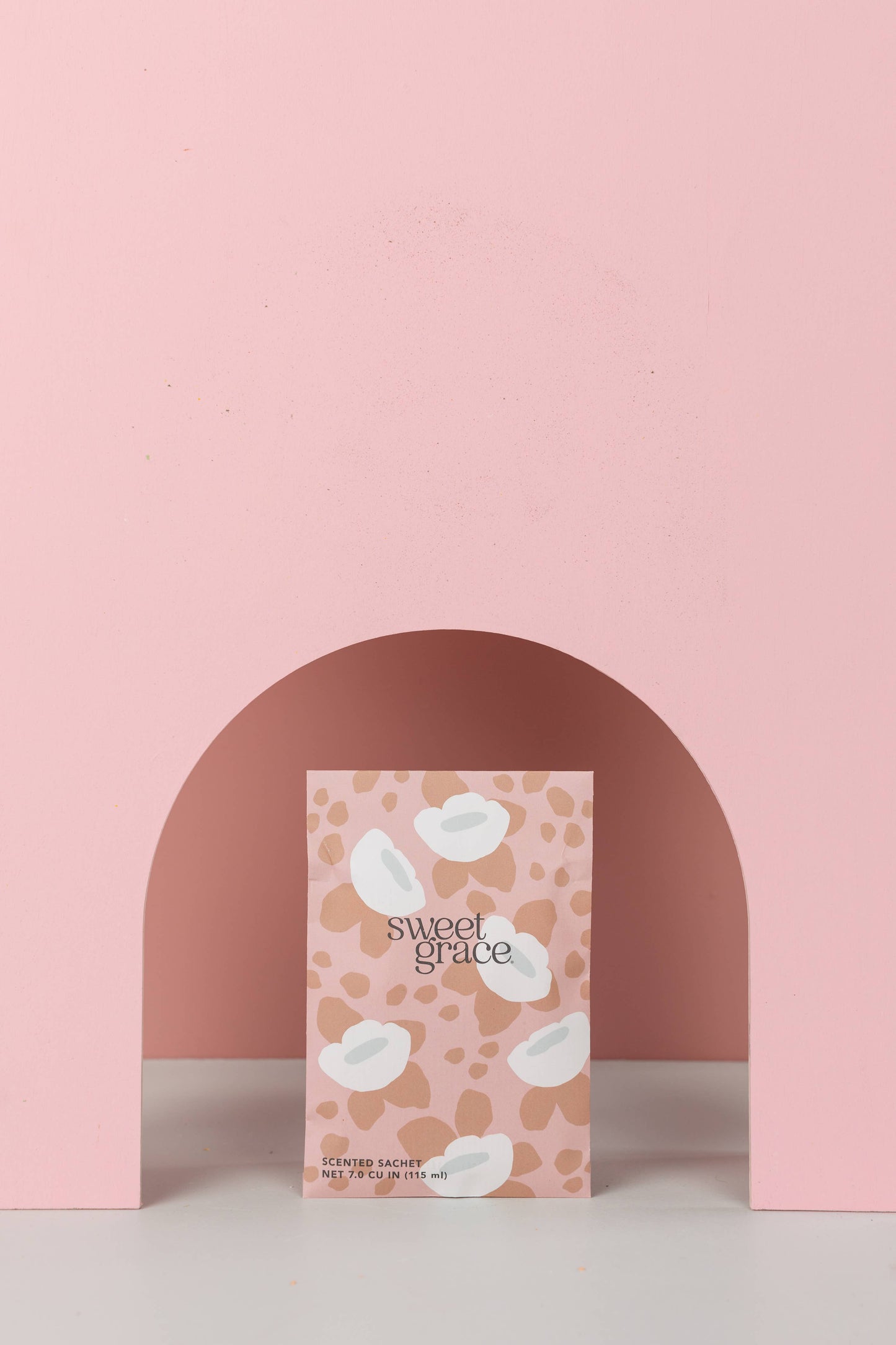 Sweet Grace Modern Flower Scented Sachet