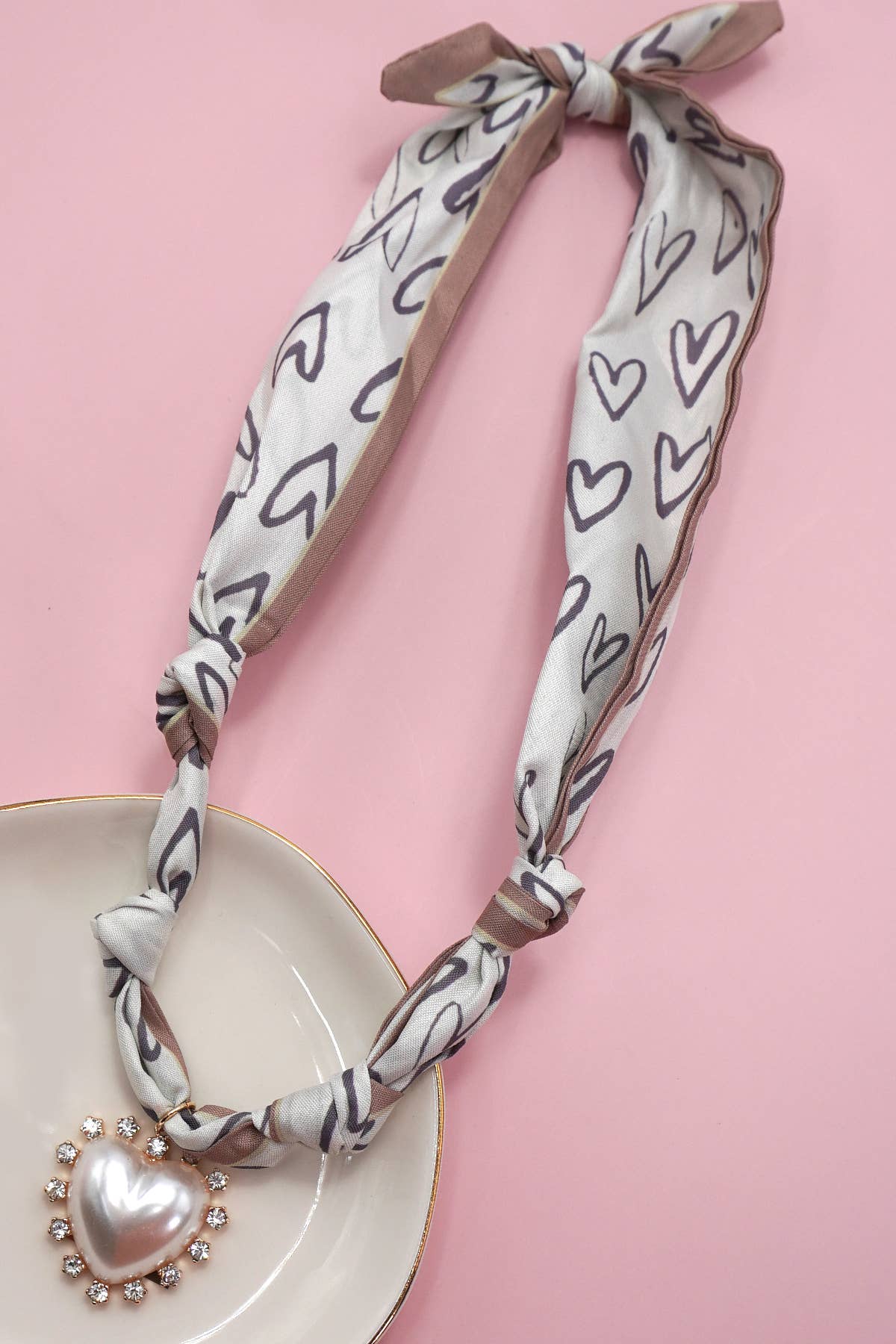 DOOR BUSTER: Scarf Charm Necklace