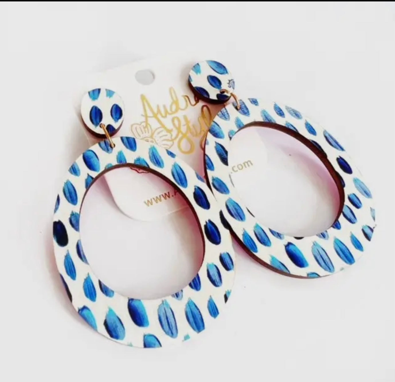 Olivia Drop Blue & White Oval Earrings