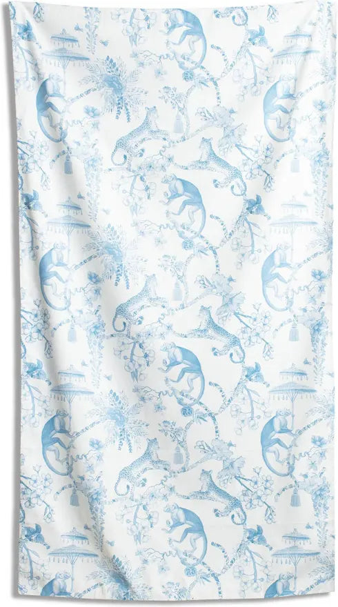 Borneo Giant Beach Towel