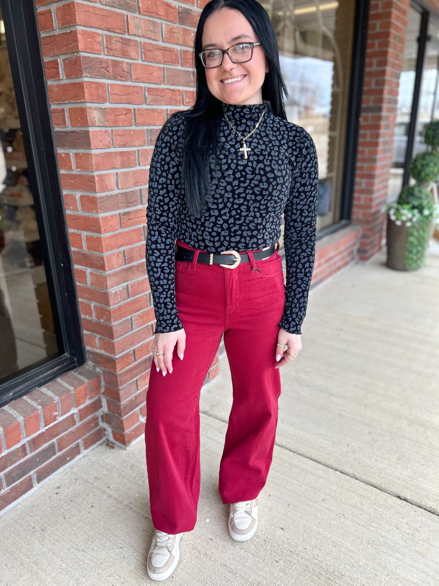 Red Heart Shaped Pockets Straight Leg Jeans