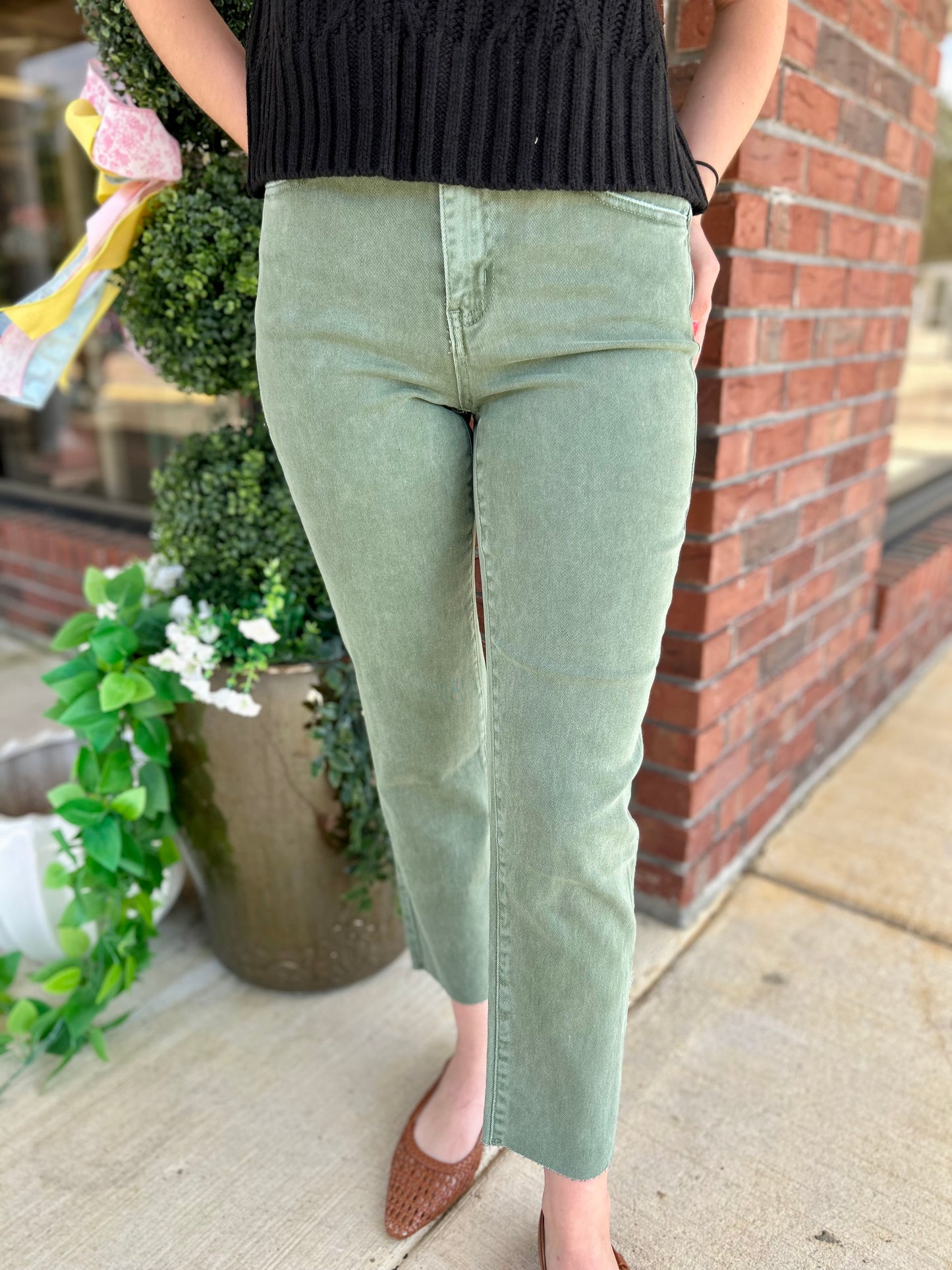 To The Point Olive Straight Leg Crop Jeans