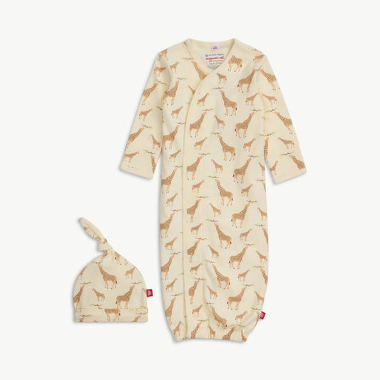 Cream Jolie Giraffe Organic Cotton Magnetic Gown & Hat Set