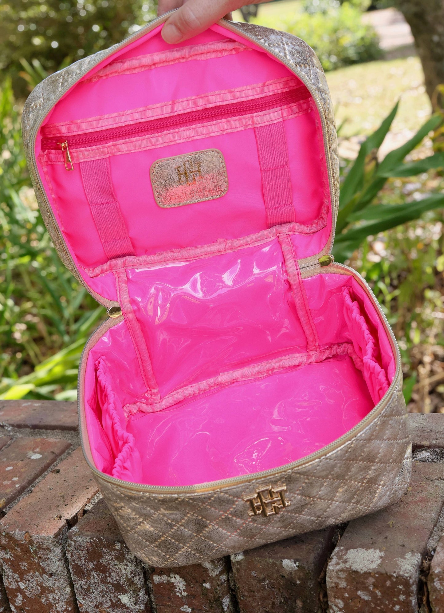 Hampton Train Case - Champagne Pop