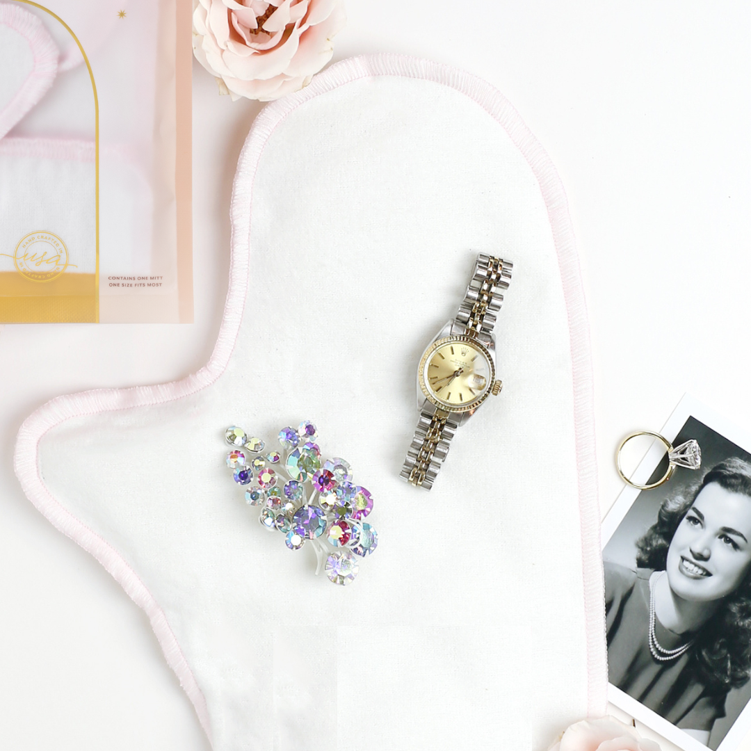 Glitzy Glove Anti-Tarnish Jewelry Polishing Mitt
