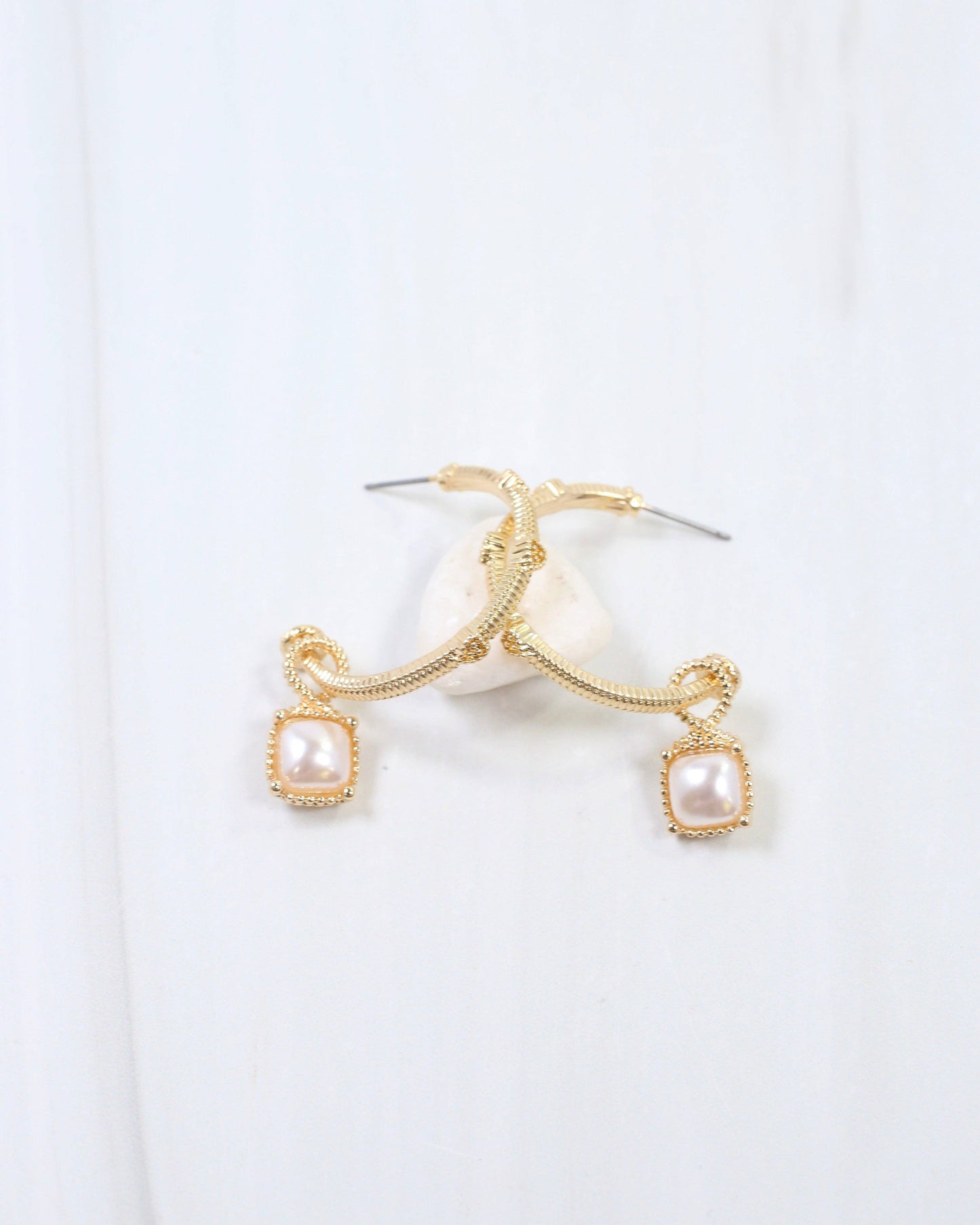 Anika Textured Large Hoop With Dangle Pearl