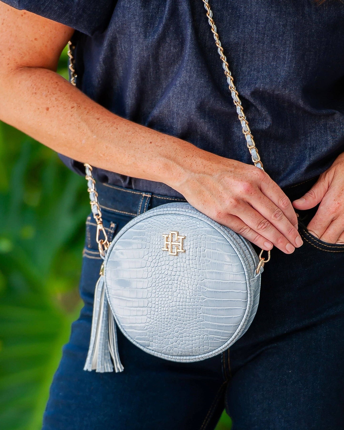 Cece Circular Crossbody - Baby Blue