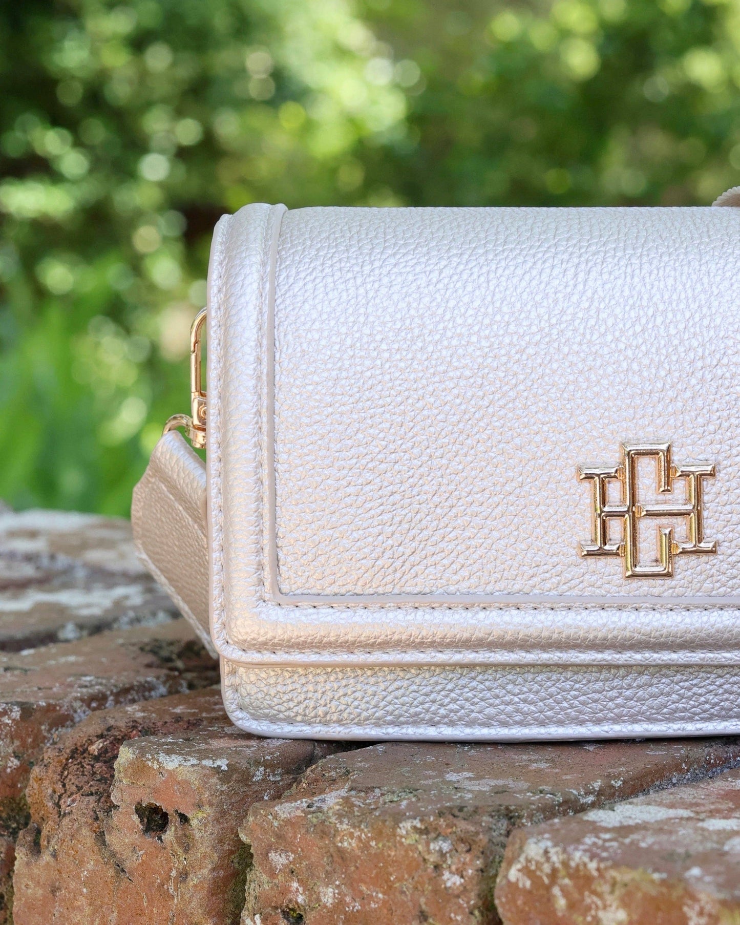 Maverick Pearl Crossbody