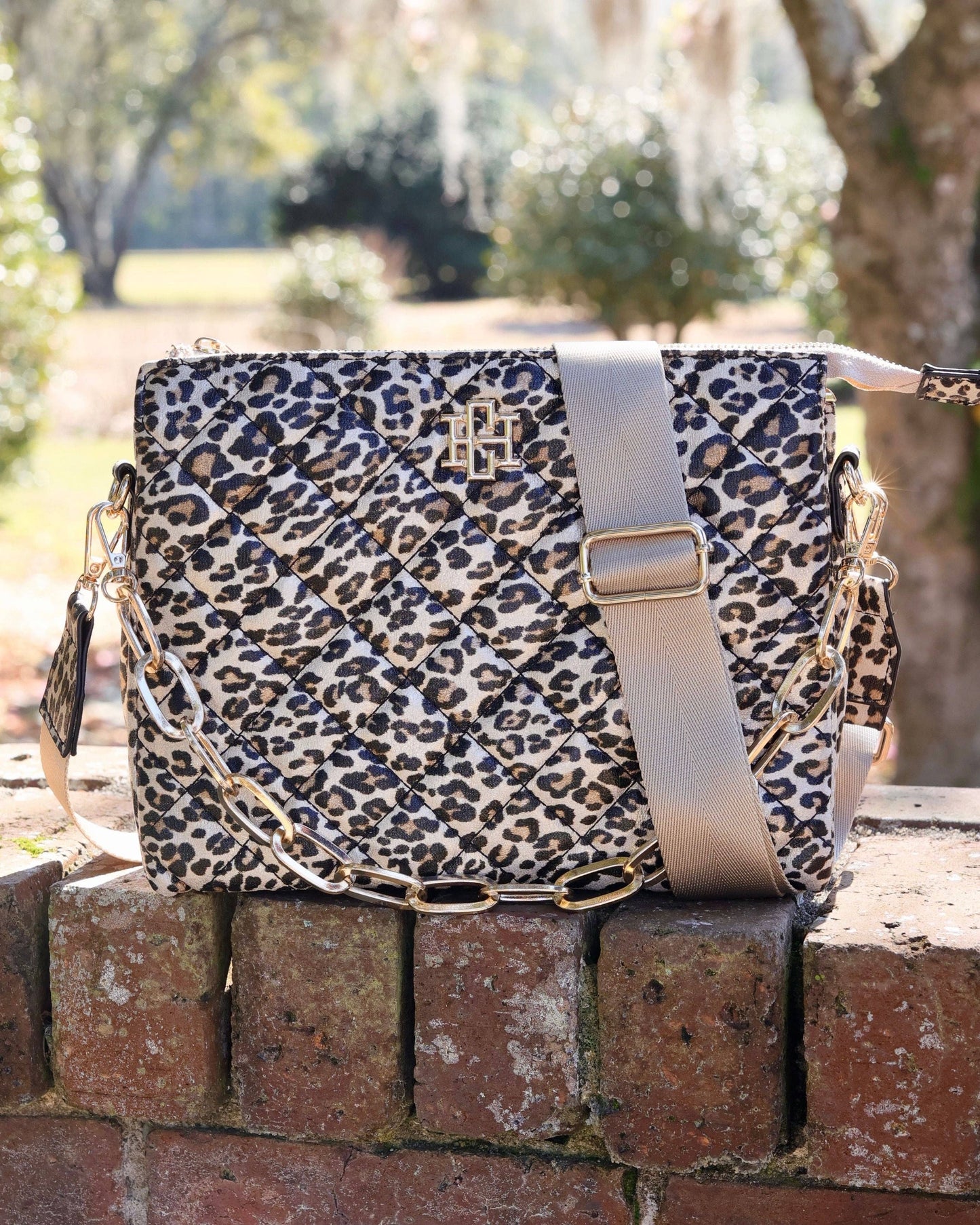 Ariana Crossbody - Leopard