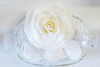 Graceful Day Gardenia Bathing Petal Soap Flower