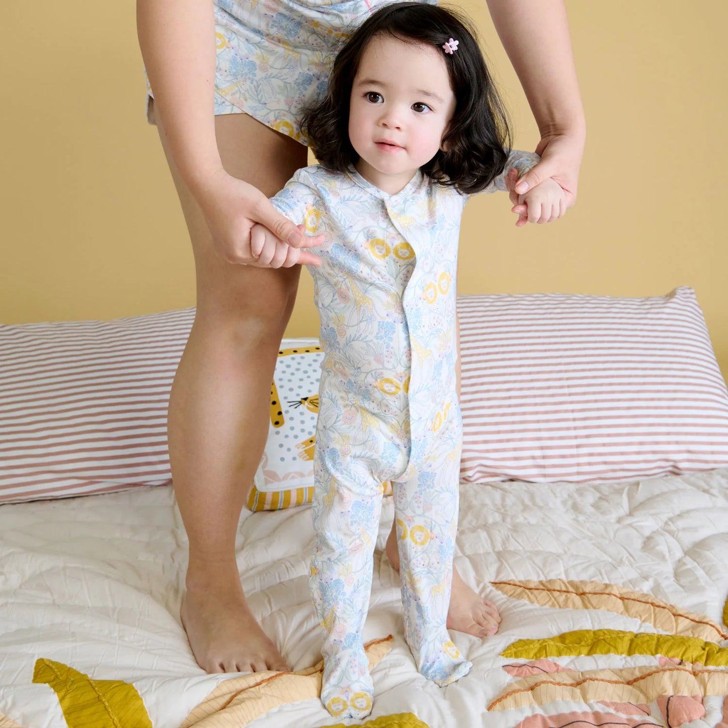 Nikki Menagerie Modal Footie